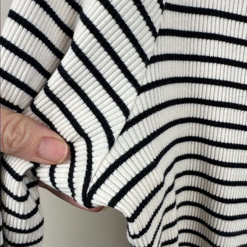 Mint velvet boat neck Monochrome Breton Striped Long Sleeve ribbed Top large - Picture 7 of 11